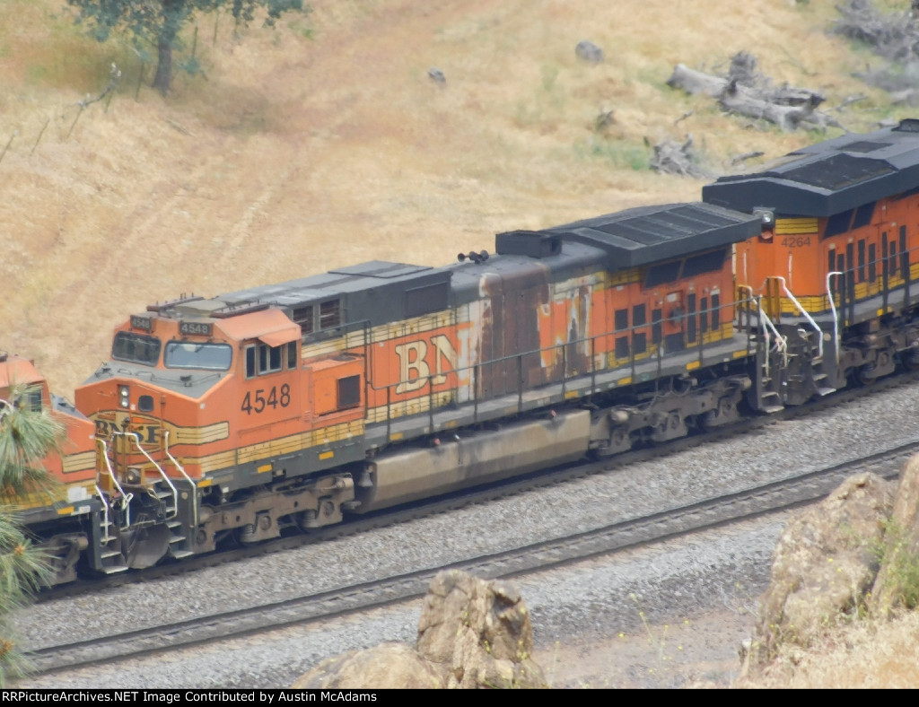 BNSF 4548